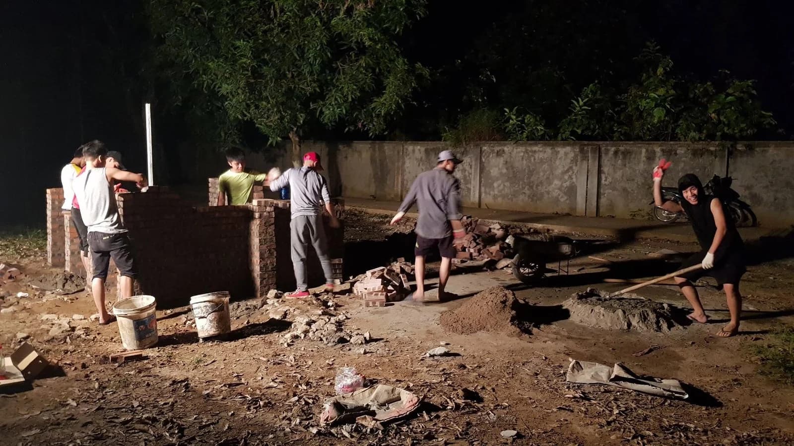 Đào Tấn Thành làm công việc tay chân những ngày đầu vào nghề